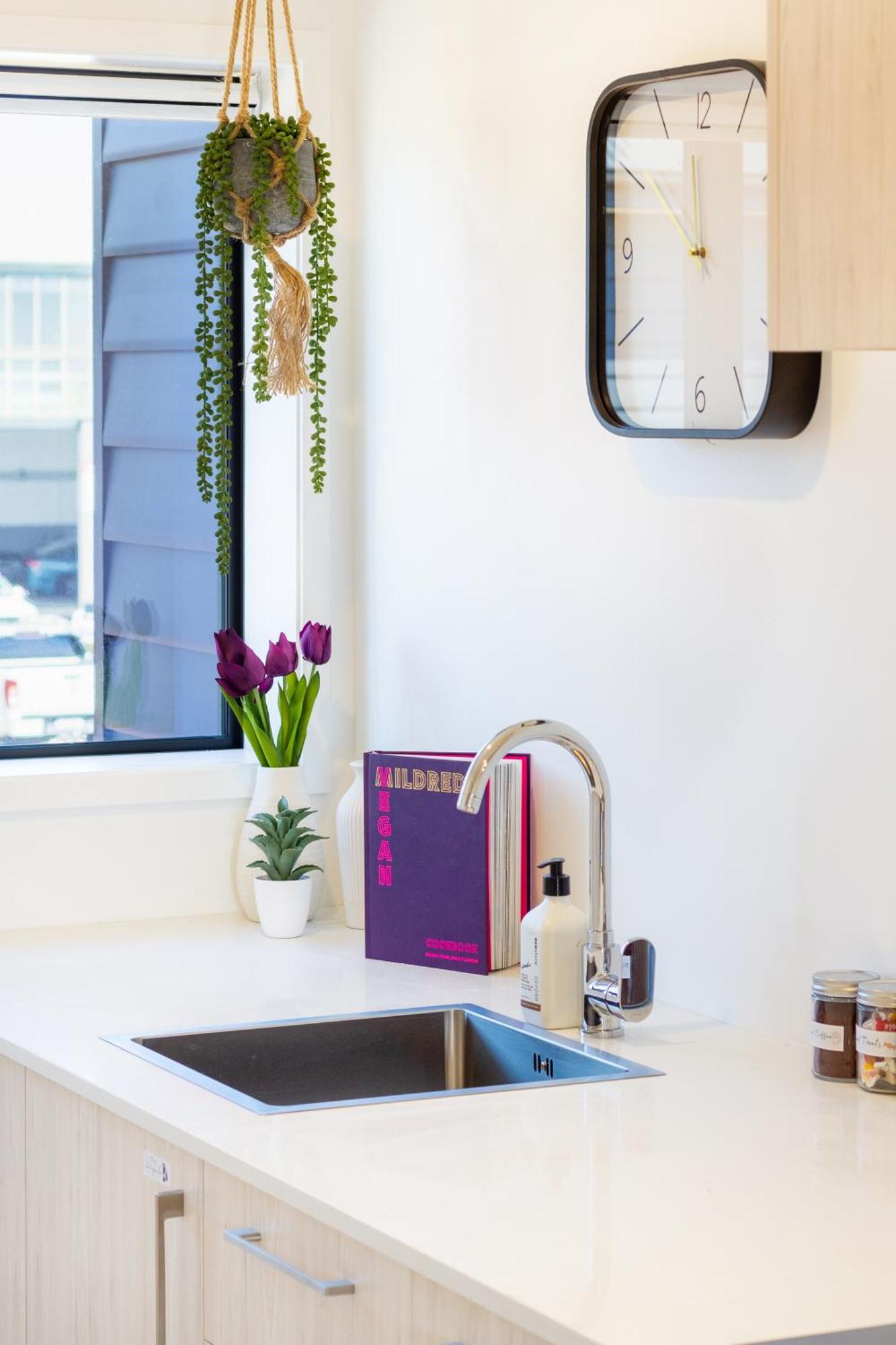 Central City Charm: Pet-Friendly Studio كريستتشيرش المظهر الخارجي الصورة